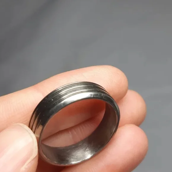 Mens Sterling Silver Size 10.5 Ring - Picture 4 of 5